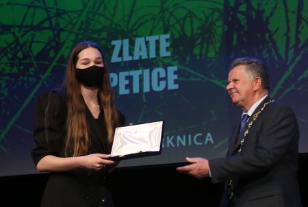 ZLATA PETICA 45 FOTO LJUBO VUKELIČ